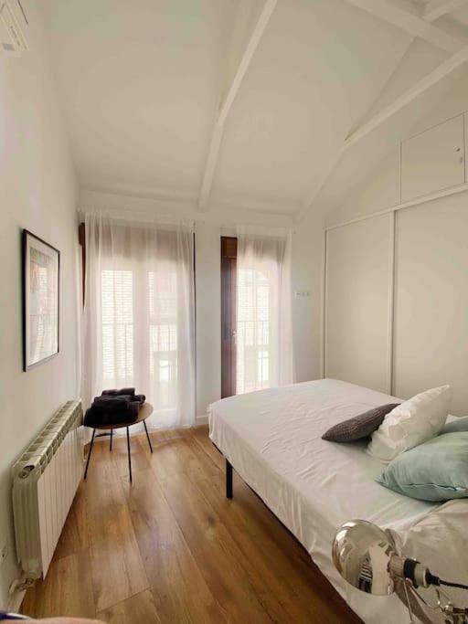 Apartamento Atico En Con Terraza *